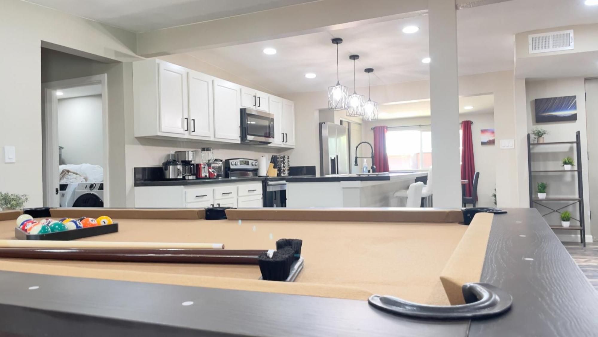 Private Home - Heated Pool, Billiards, Darts, Foosball, Fireplace, 5 Smart Tvs, Bbq, Cotton Bedding - The Saguaro Sanctuary, Pool Heat Optional Tucson Extérieur photo