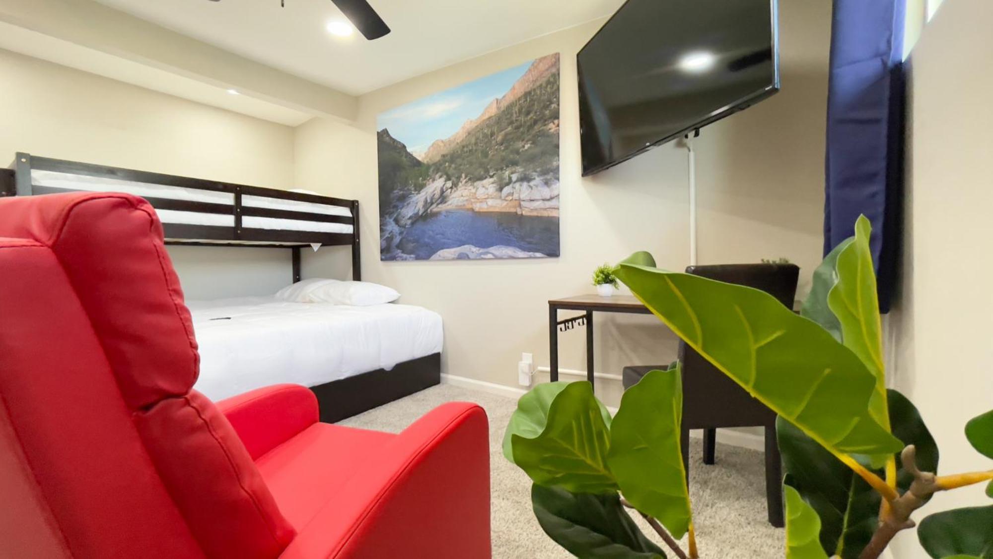 Private Home - Heated Pool, Billiards, Darts, Foosball, Fireplace, 5 Smart Tvs, Bbq, Cotton Bedding - The Saguaro Sanctuary, Pool Heat Optional Tucson Extérieur photo