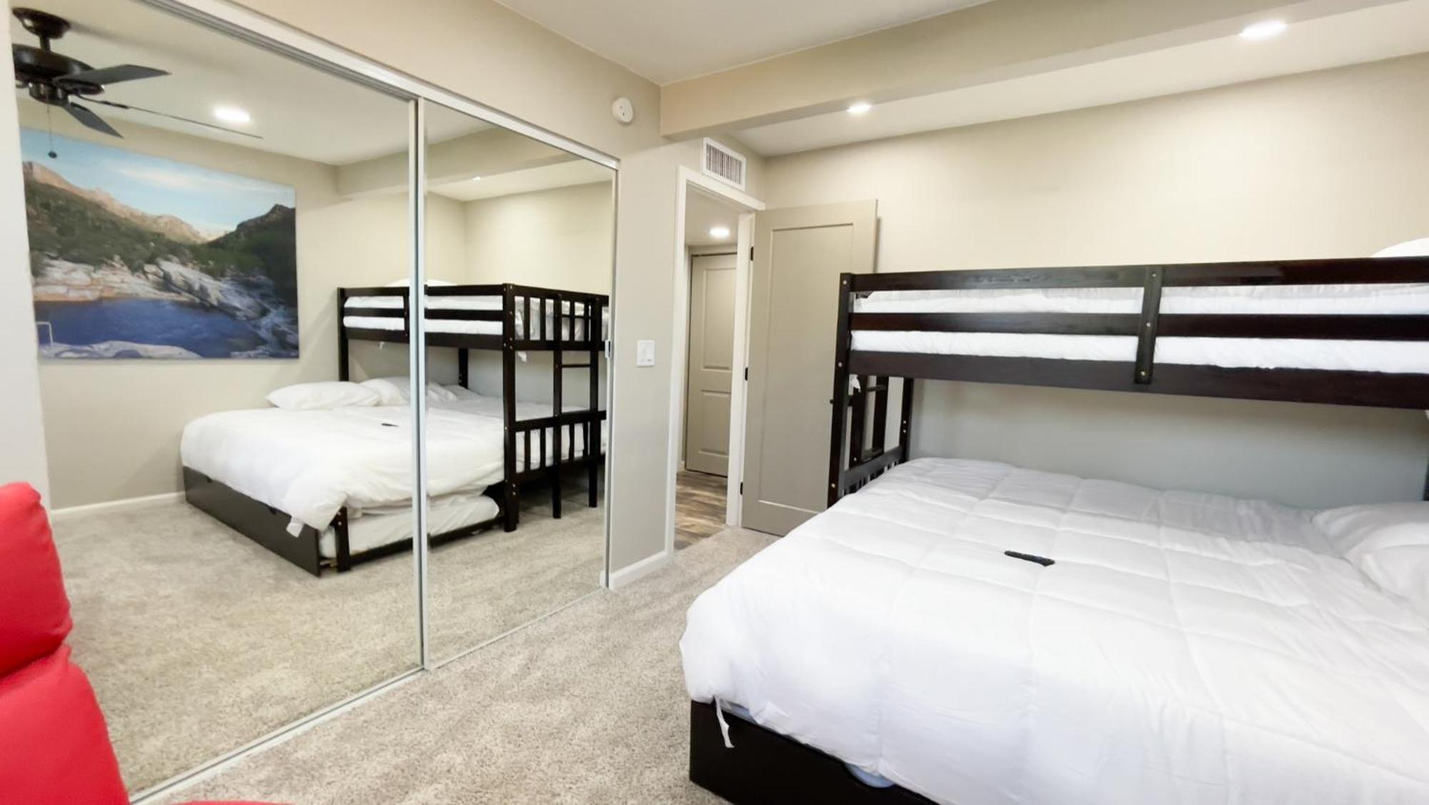 Private Home - Heated Pool, Billiards, Darts, Foosball, Fireplace, 5 Smart Tvs, Bbq, Cotton Bedding - The Saguaro Sanctuary, Pool Heat Optional Tucson Extérieur photo