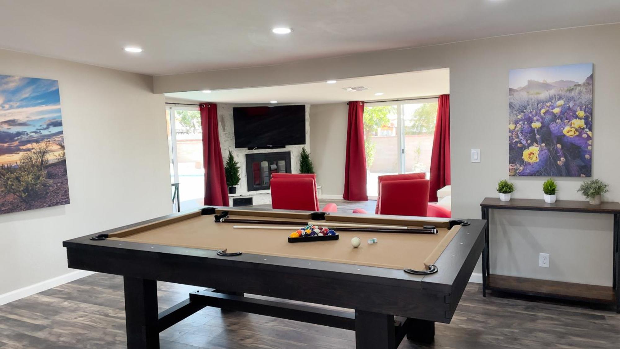 Private Home - Heated Pool, Billiards, Darts, Foosball, Fireplace, 5 Smart Tvs, Bbq, Cotton Bedding - The Saguaro Sanctuary, Pool Heat Optional Tucson Extérieur photo